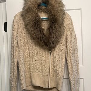 🦁Boston Proper Cream Cable Knit Zip Cardigan with Faux Fur Collar